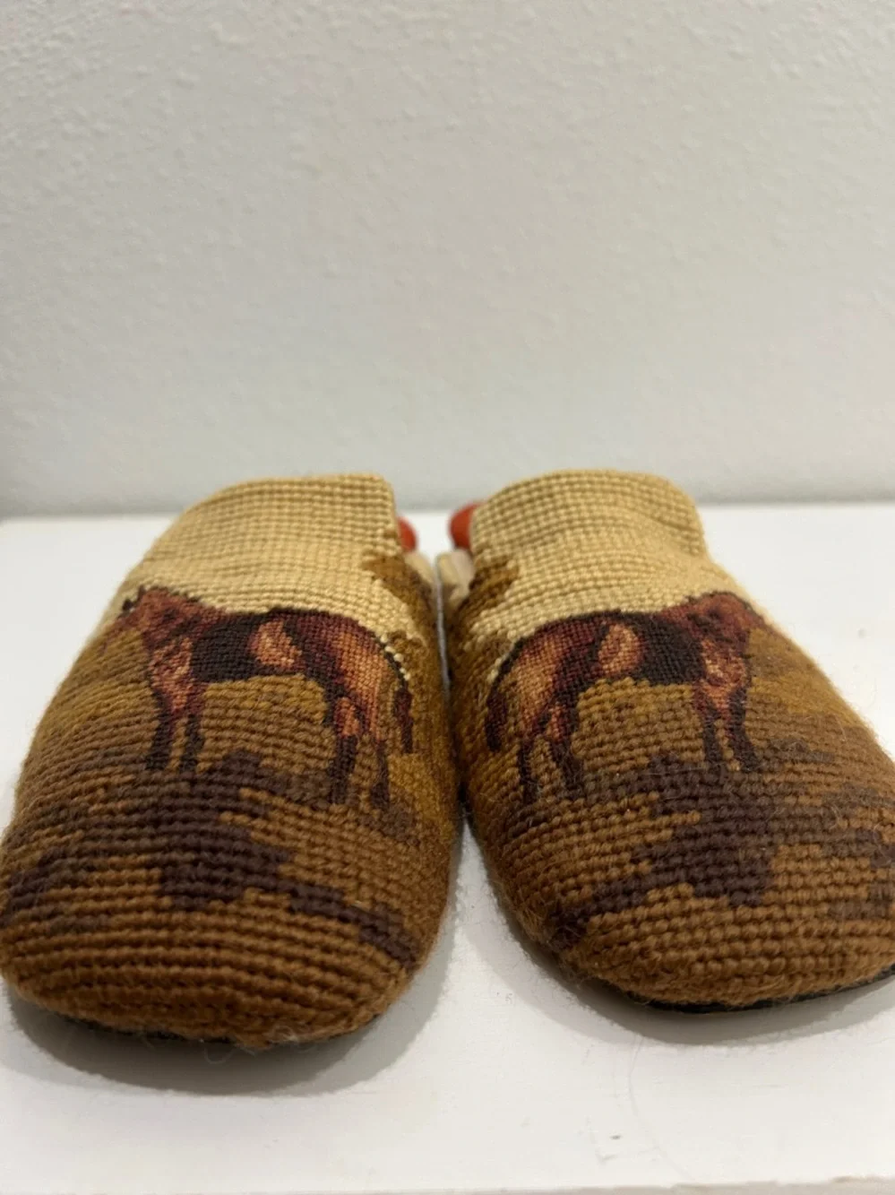 RARE Vintage Amy Jo Gladstone Equestrian Horse Tapestry Mules | Size 7 - Picture 9 of 14